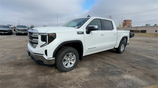 GMC Sierra 1500 Vehicle Full-screen Gallery Image 04