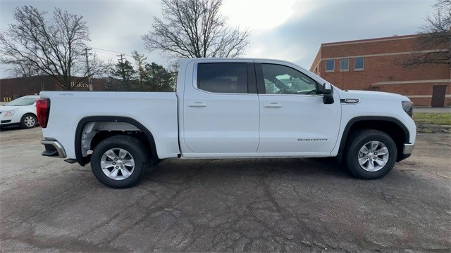 GMC Sierra 1500 Vehicle Full-screen Gallery Image 09