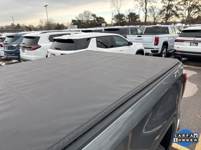 GMC Sierra 1500 Vehicle Full-screen Gallery Image 05