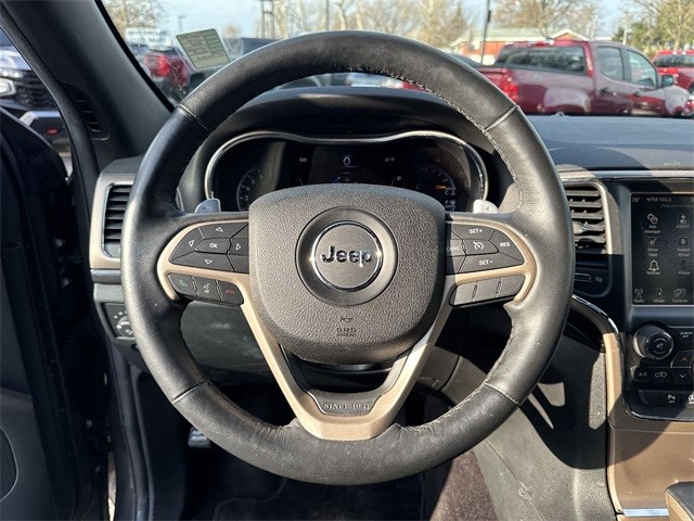 Jeep Grand Cherokee Vehicle Full-screen Gallery Image 14