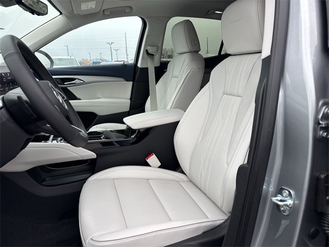 Buick Envision Vehicle Full-screen Gallery Image 11