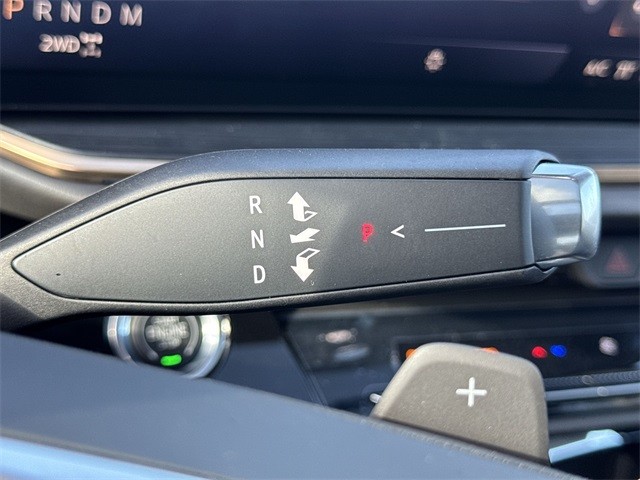 Buick Envision Vehicle Full-screen Gallery Image 20