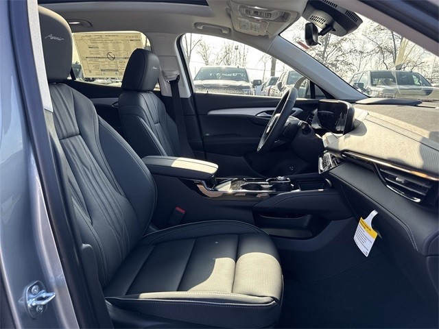 Buick Envision Vehicle Full-screen Gallery Image 25