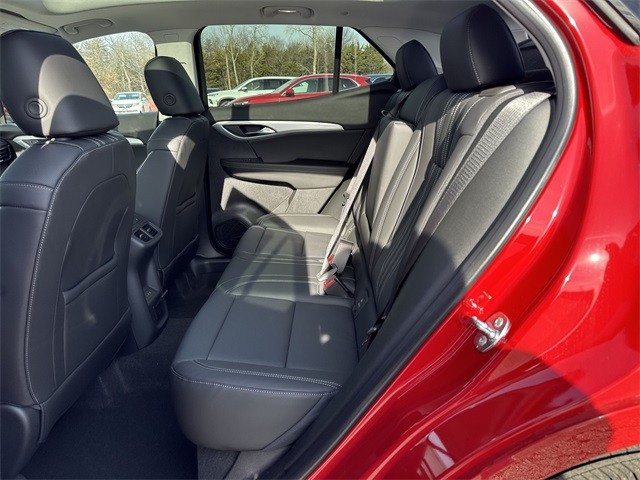 Buick Envision Vehicle Full-screen Gallery Image 23