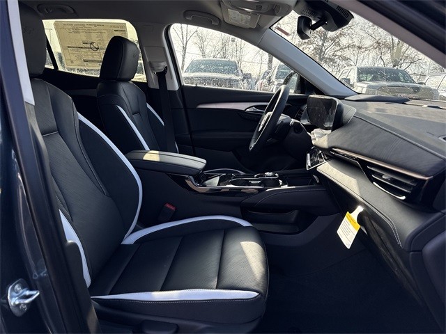 Buick Envision Vehicle Full-screen Gallery Image 24