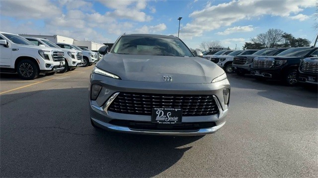 Buick Envision Vehicle Full-screen Gallery Image 03