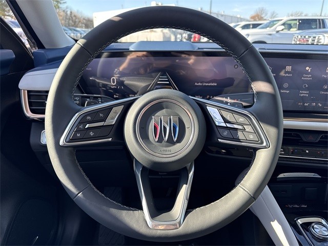 Buick Envision Vehicle Full-screen Gallery Image 14