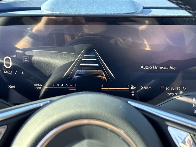 Buick Envision Vehicle Full-screen Gallery Image 15