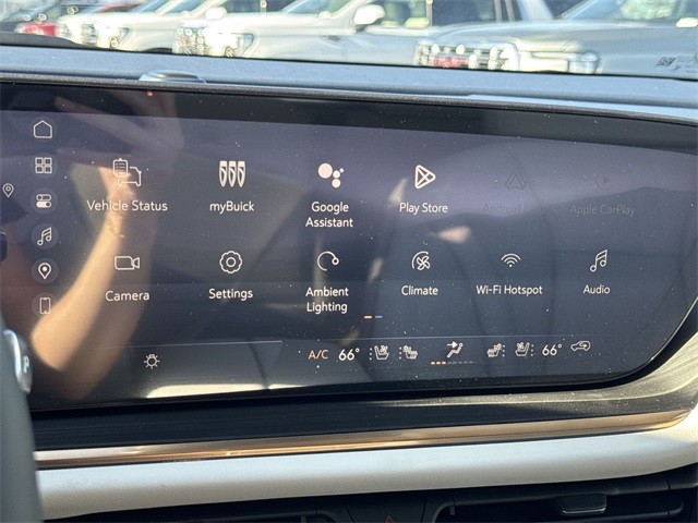 Buick Envision Vehicle Full-screen Gallery Image 16