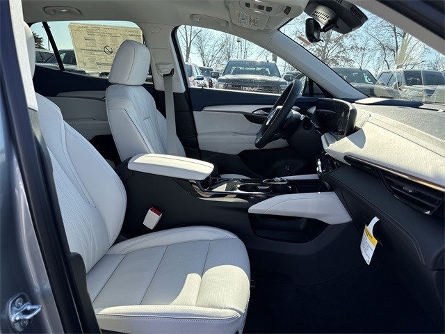 Buick Envision Vehicle Full-screen Gallery Image 25