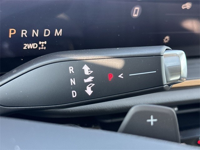 Buick Envision Vehicle Full-screen Gallery Image 20