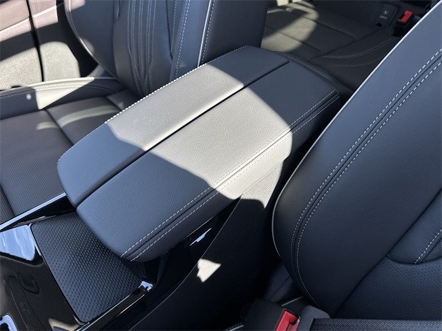 Buick Envision Vehicle Full-screen Gallery Image 21