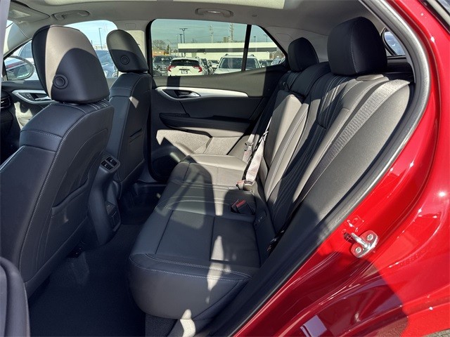 Buick Envision Vehicle Full-screen Gallery Image 23