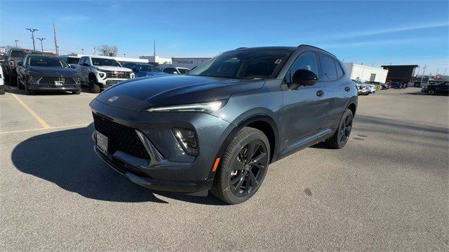 Buick Envision Vehicle Full-screen Gallery Image 04