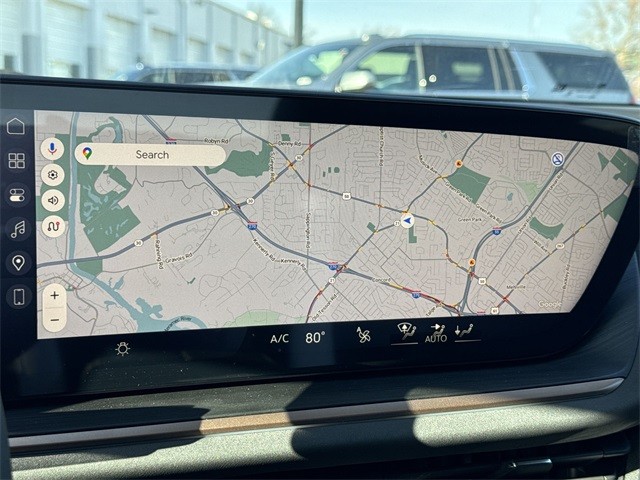 Buick Envision Vehicle Full-screen Gallery Image 18