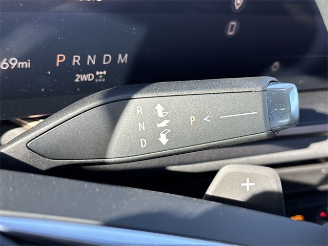 Buick Envision Vehicle Full-screen Gallery Image 20