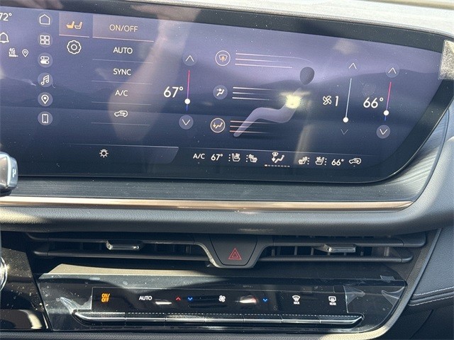 Buick Envision Vehicle Full-screen Gallery Image 19