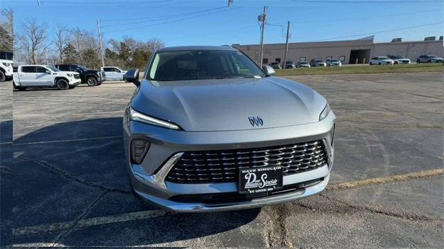 Buick Envision Vehicle Full-screen Gallery Image 03