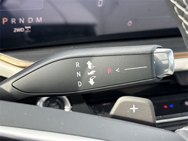 Buick Envision Vehicle Full-screen Gallery Image 20