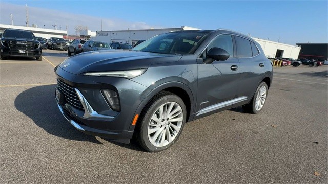 Buick Envision Vehicle Full-screen Gallery Image 04