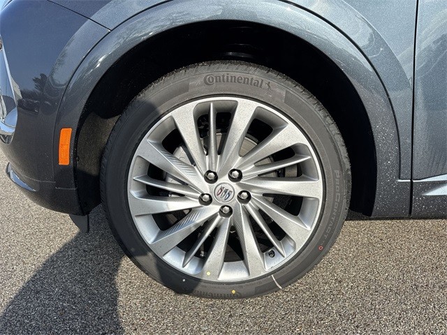 Buick Envision Vehicle Full-screen Gallery Image 10