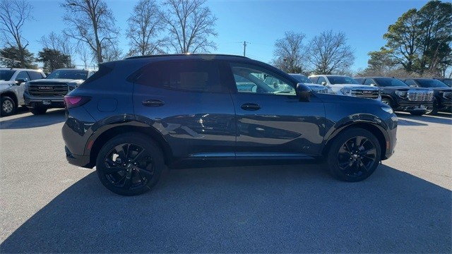 Buick Envision Vehicle Full-screen Gallery Image 09