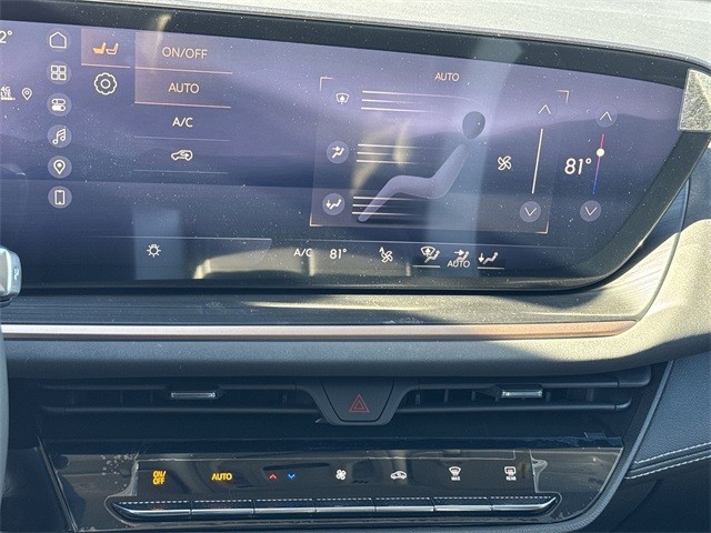 Buick Envision Vehicle Full-screen Gallery Image 19