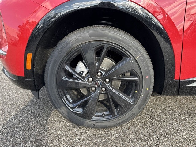 Buick Envision Vehicle Full-screen Gallery Image 10