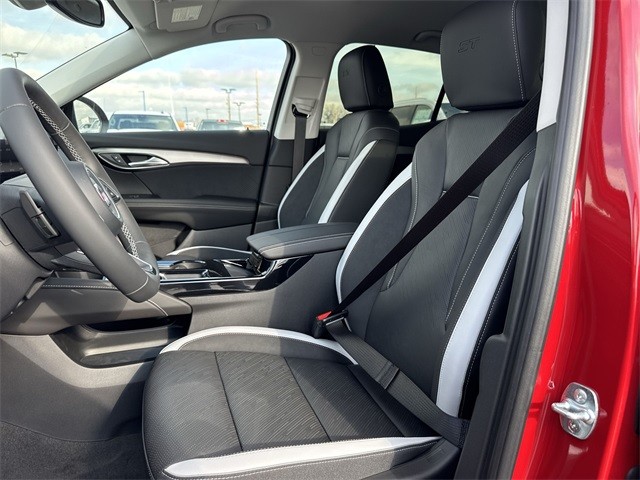 Buick Envision Vehicle Full-screen Gallery Image 11