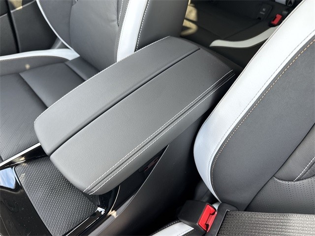 Buick Envision Vehicle Full-screen Gallery Image 21