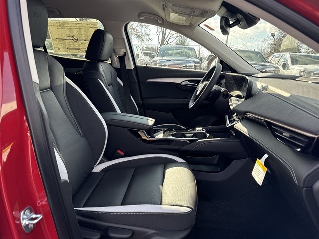 Buick Envision Vehicle Full-screen Gallery Image 24