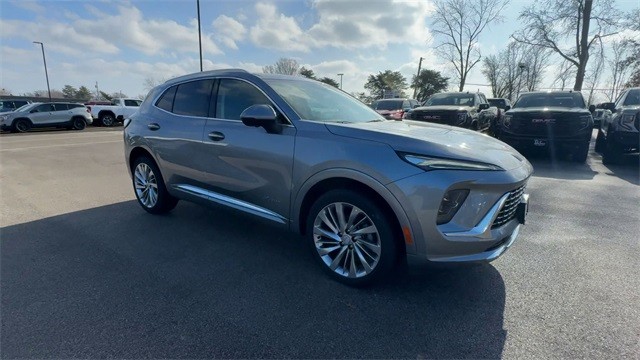 Buick Envision Vehicle Full-screen Gallery Image 02