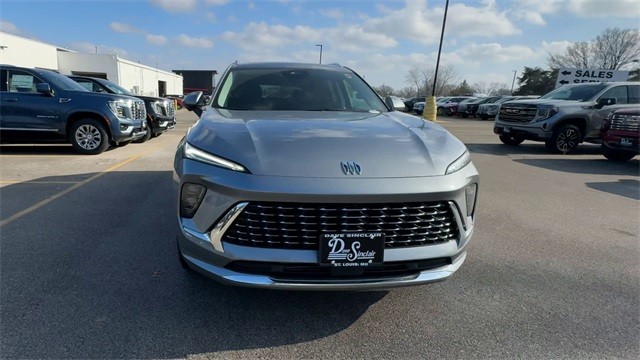 Buick Envision Vehicle Full-screen Gallery Image 03