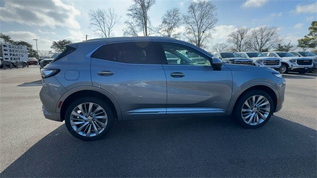 Buick Envision Vehicle Full-screen Gallery Image 09