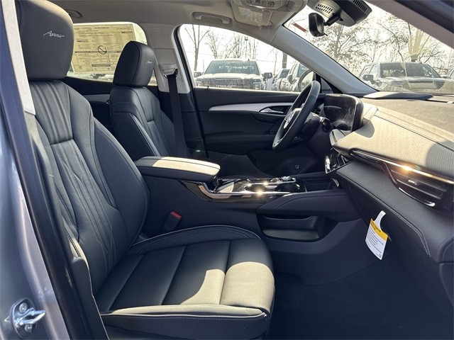 Buick Envision Vehicle Full-screen Gallery Image 25