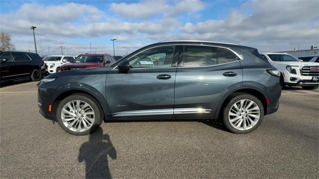 Buick Envision Vehicle Full-screen Gallery Image 05