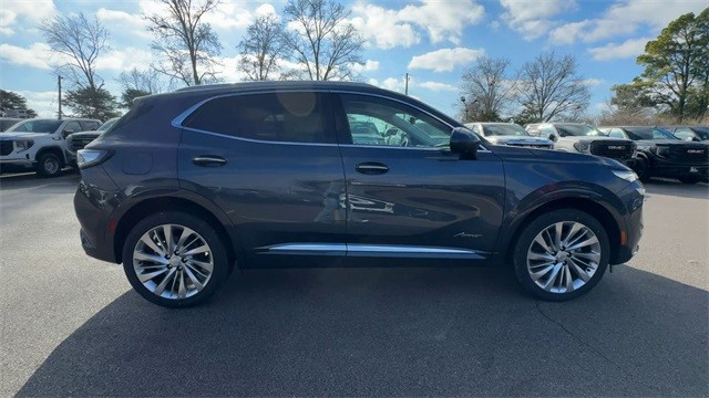 Buick Envision Vehicle Full-screen Gallery Image 09