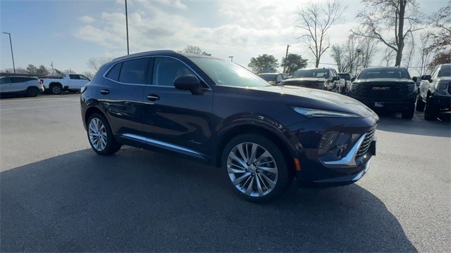 Buick Envision Vehicle Full-screen Gallery Image 02