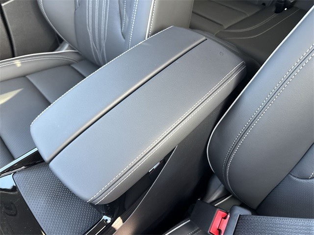 Buick Envision Vehicle Full-screen Gallery Image 21