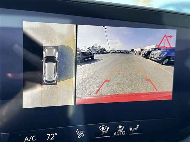 Buick Envision Vehicle Full-screen Gallery Image 17