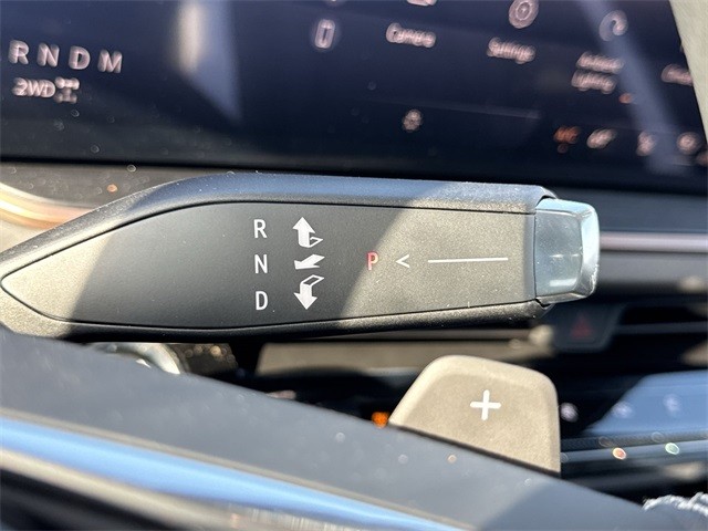 Buick Envision Vehicle Full-screen Gallery Image 20