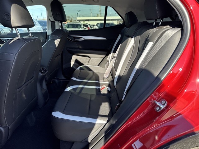 Buick Envision Vehicle Full-screen Gallery Image 22