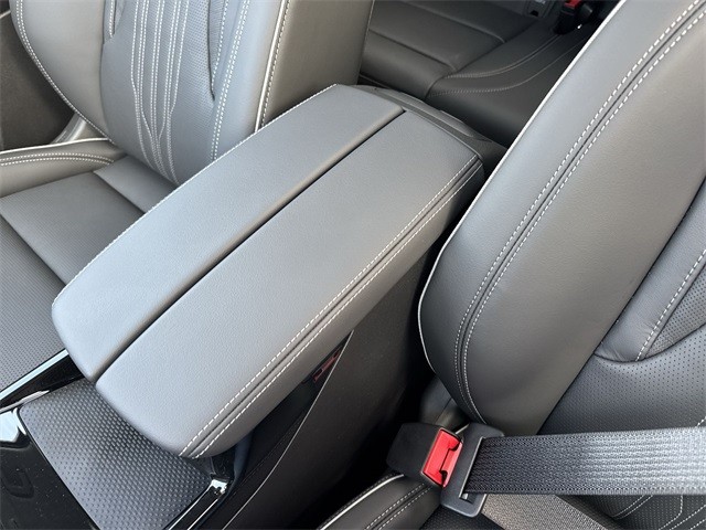 Buick Envision Vehicle Full-screen Gallery Image 21