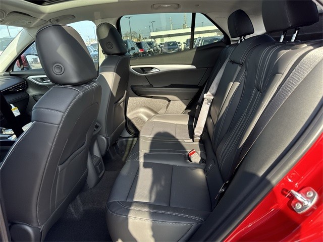 Buick Envision Vehicle Full-screen Gallery Image 23