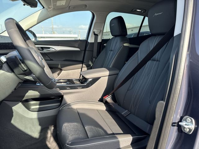 Buick Envision Vehicle Full-screen Gallery Image 11