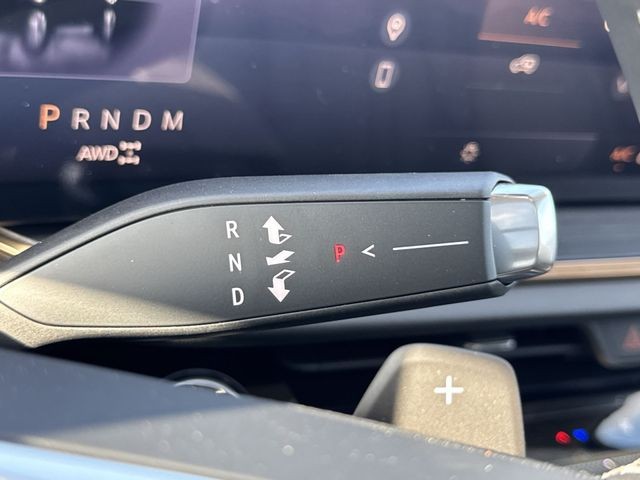 Buick Envision Vehicle Full-screen Gallery Image 20