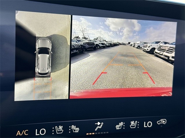 Buick Envision Vehicle Full-screen Gallery Image 17