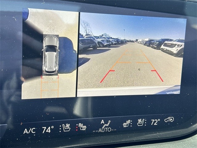 Buick Envision Vehicle Full-screen Gallery Image 17