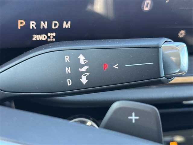 Buick Envision Vehicle Full-screen Gallery Image 20