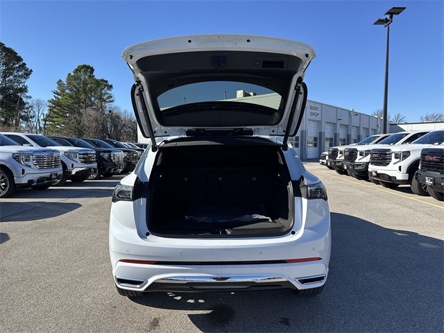 Buick Envision Vehicle Full-screen Gallery Image 24